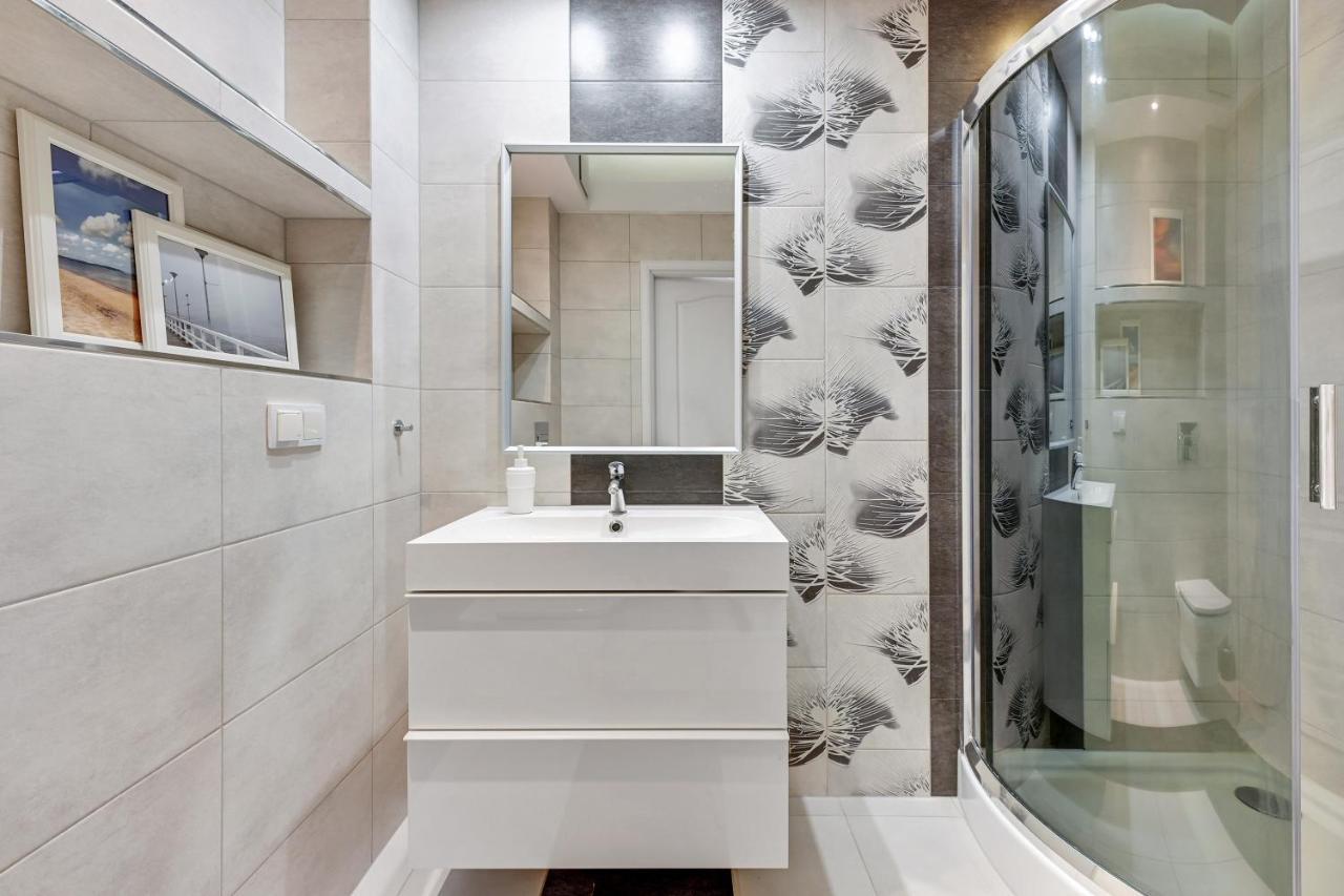 Grand Apartments - Neptun Park Jelitkowo - Prowansja غدانسك المظهر الخارجي الصورة